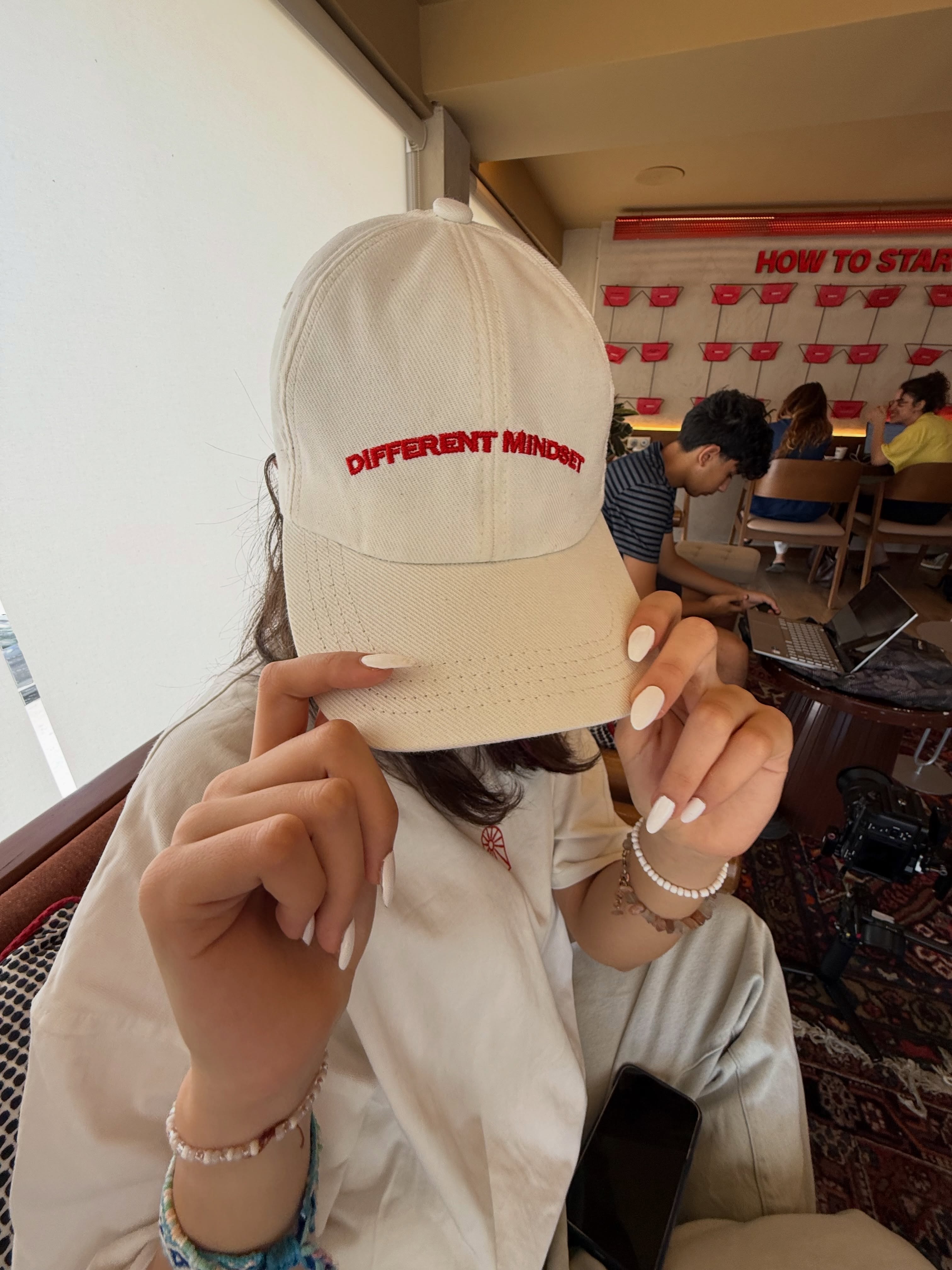 RED CAP